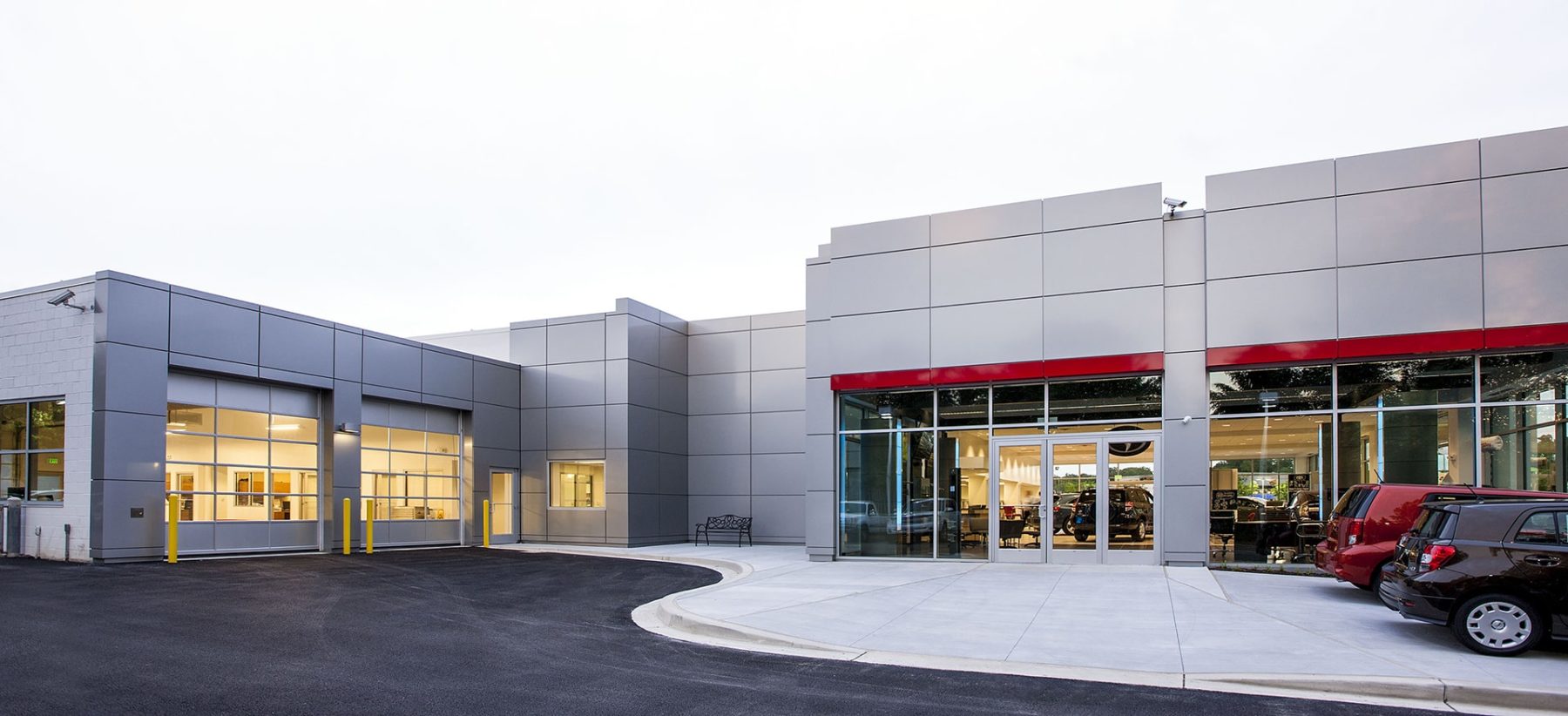 R&H Toyota Service Center  Riparius